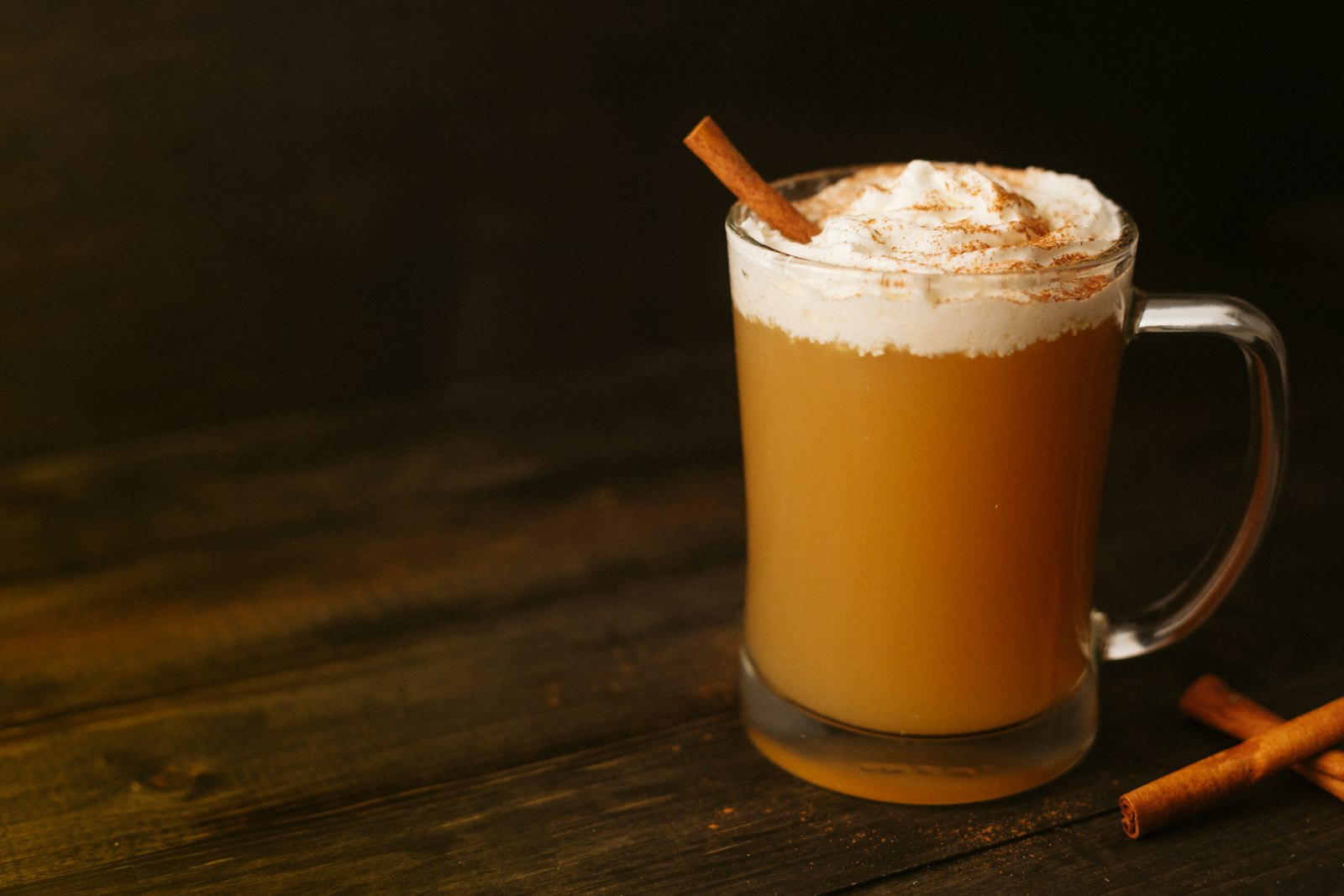 A selection of warm winter drinks offered as alternatives to glühwein