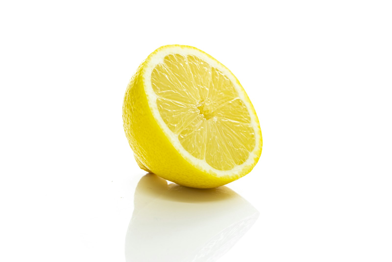 Lemon as a winter cocktail ingredient