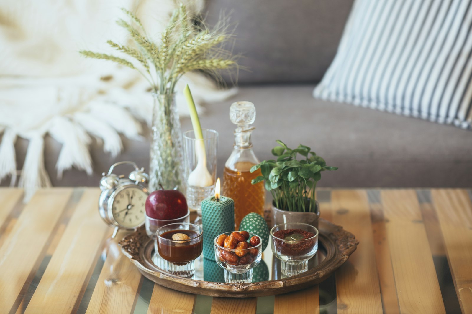 A bowl of warm spiced gin punch with cinnamon sticks, star anise and orange slices.